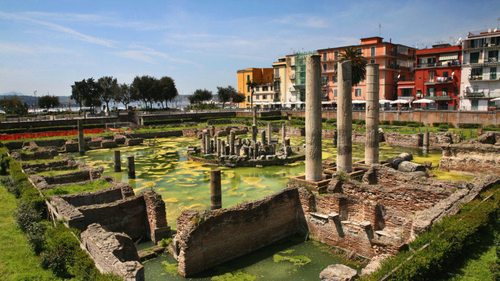 COSA VISITARE A POZZUOLI: UN VIAGGIO TRA STORIA, NATURA E SAPORI