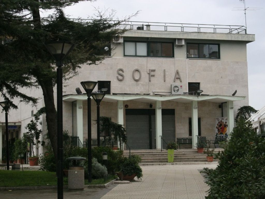 SOPHIA LOREN E POZZUOLI: LE RADICI PUTEOLANE DELLA DIVA ITALIANA