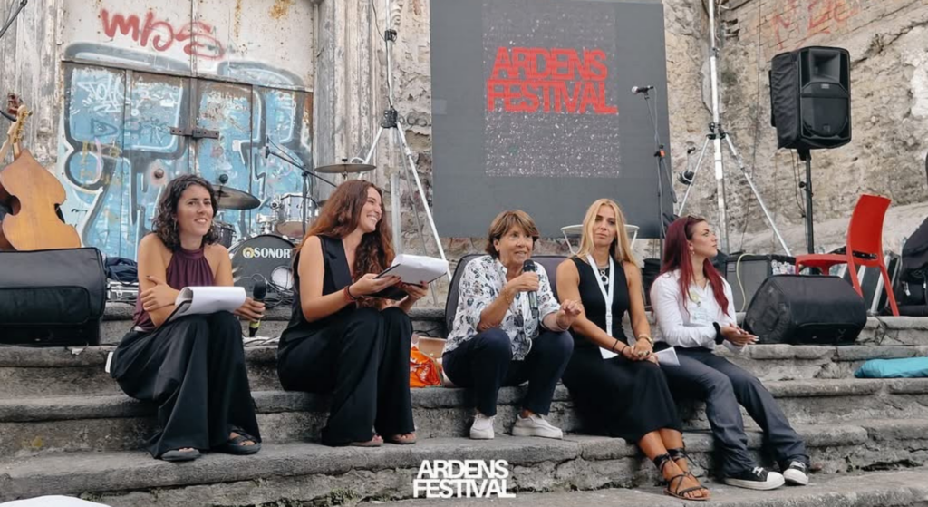ARDENS FESTIVAL: IL FUOCO CHE RACCONTA I CAMPI FLEGREI. INTERVISTA A CHIARA CAPUANO