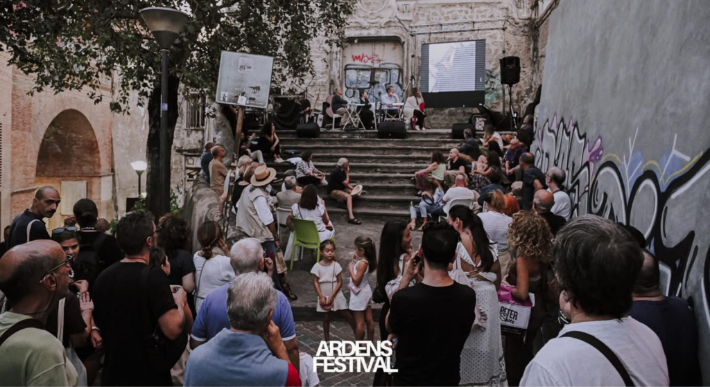 ARDENS FESTIVAL: IL FUOCO CHE RACCONTA I CAMPI FLEGREI. INTERVISTA A CHIARA CAPUANO